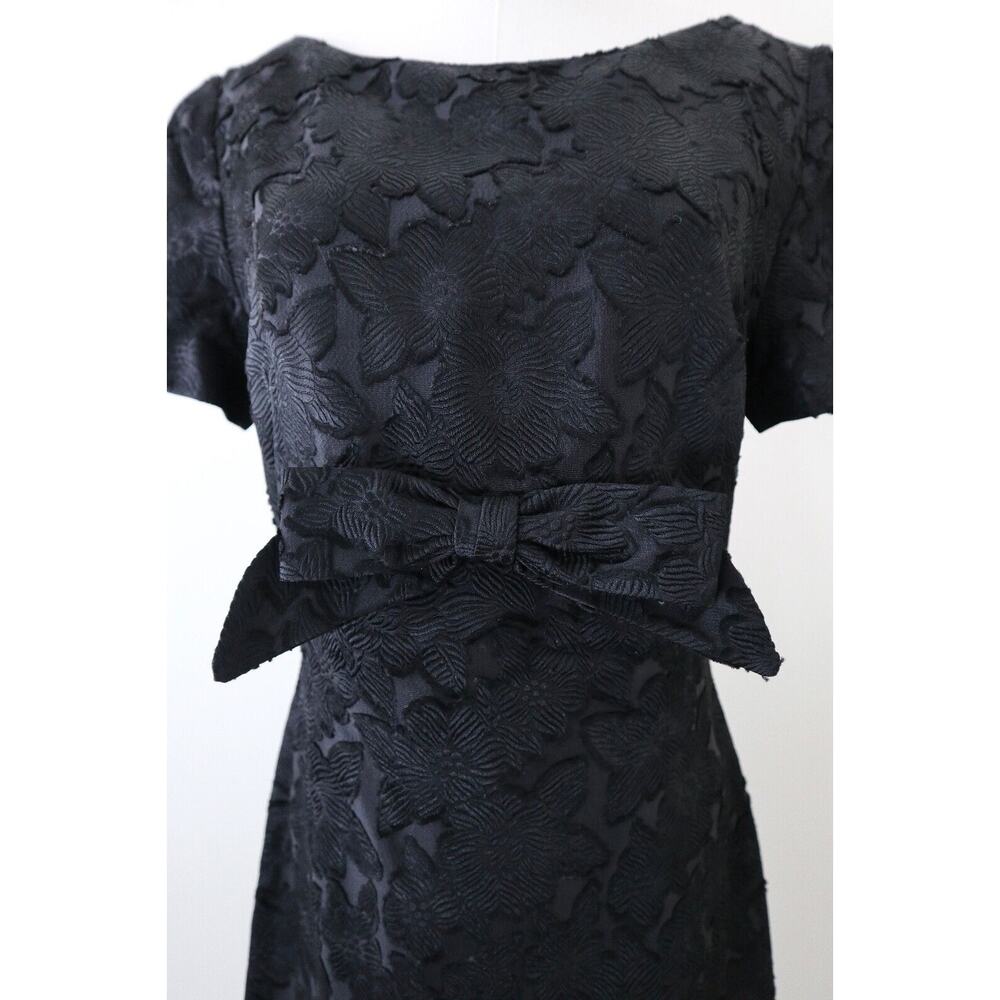 Vintage 1960s Boat Neck Sheath Dress Bow Front Short Sleeve Jacquard Black - Picture 4 of 11